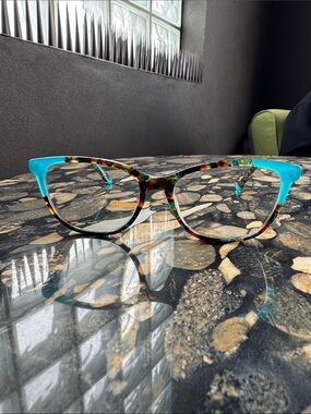 Turquoise & Tortoiseshell Women’s Fashion Glasses